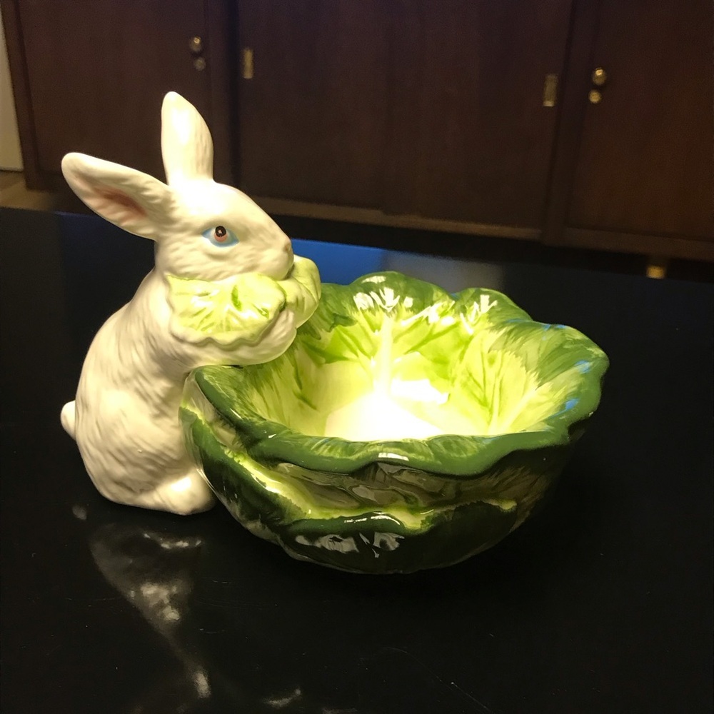 Department 56 White Bunny Ceramic Green Cabbage Dish